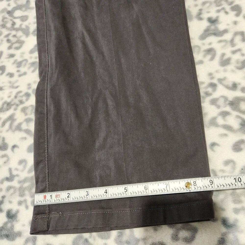 Lee Performance Series Pants Size 44x34 Dark Gray Tapered Leg Straight Fit. New